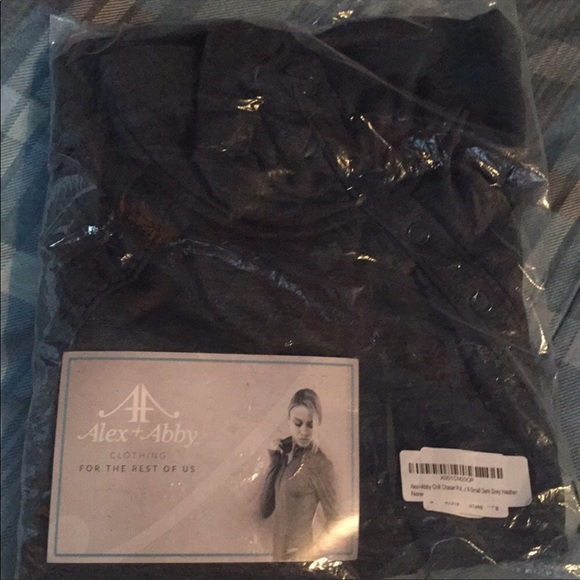 ✨NEW✨Chill Chaser Pullover - Picture 5 of 6